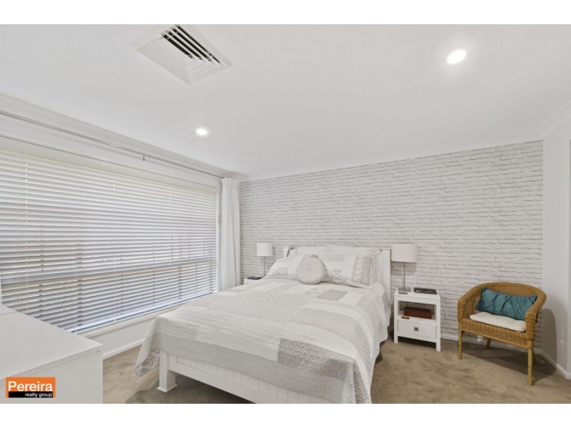 36 Lakeland Circuit, Harrington Park NSW 2567