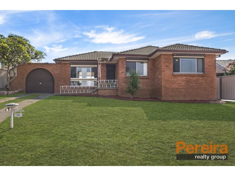 25 Queenscliff Drive, Woodbine NSW 2560