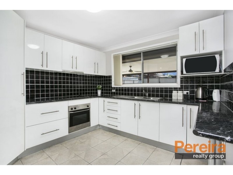 25 Queenscliff Drive, Woodbine NSW 2560