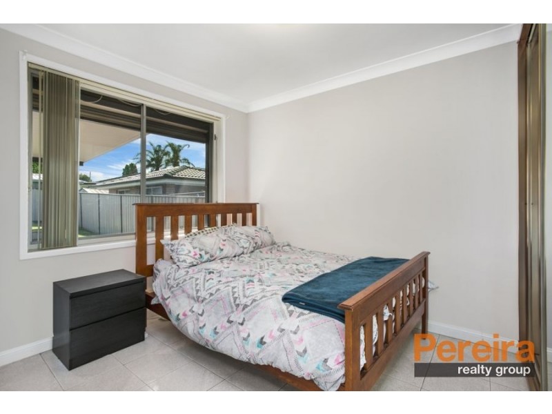 25 Queenscliff Drive, Woodbine NSW 2560
