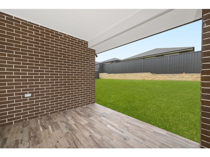 10 Radisich Loop, Oran Park NSW 2570