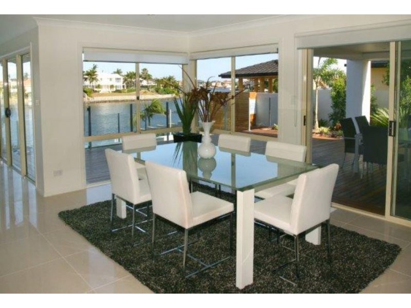 8 Key Largo, Clear Island Waters QLD 4226