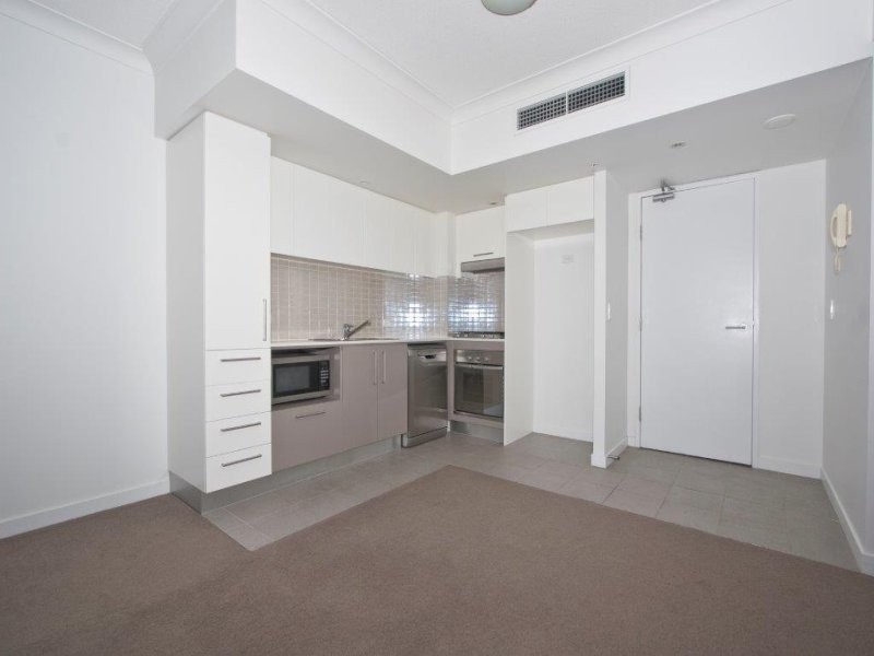 1209/56 Scarborough Street, Southport QLD 4215