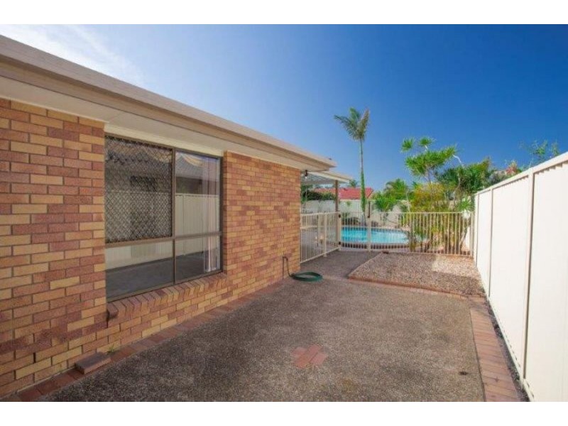 56 Lakefield Crescent, Paradise Point QLD 4216