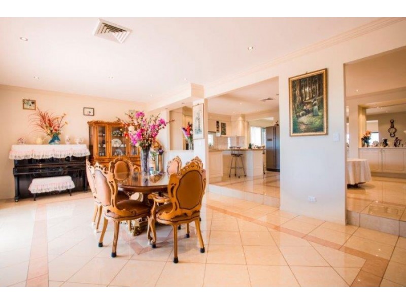 Highland Park QLD 4211