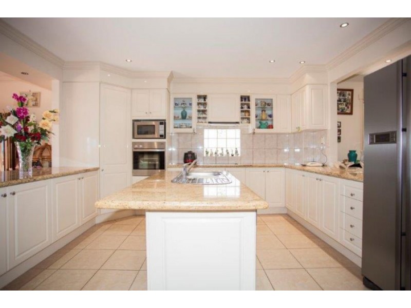 Highland Park QLD 4211