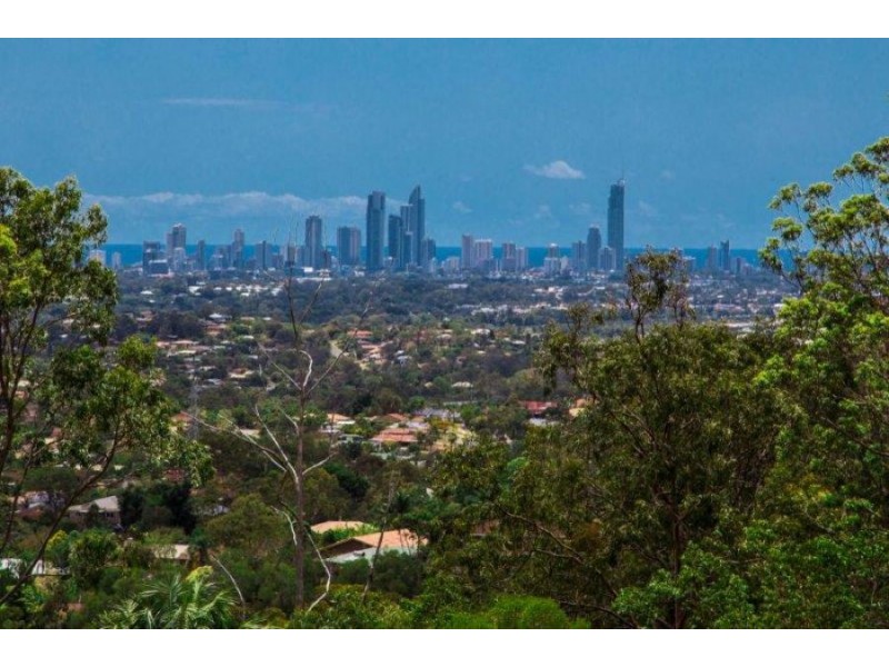 Highland Park QLD 4211