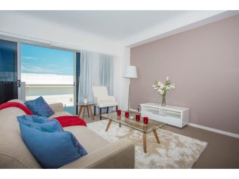 88 Broadwater Ave, Hope Island QLD 4212