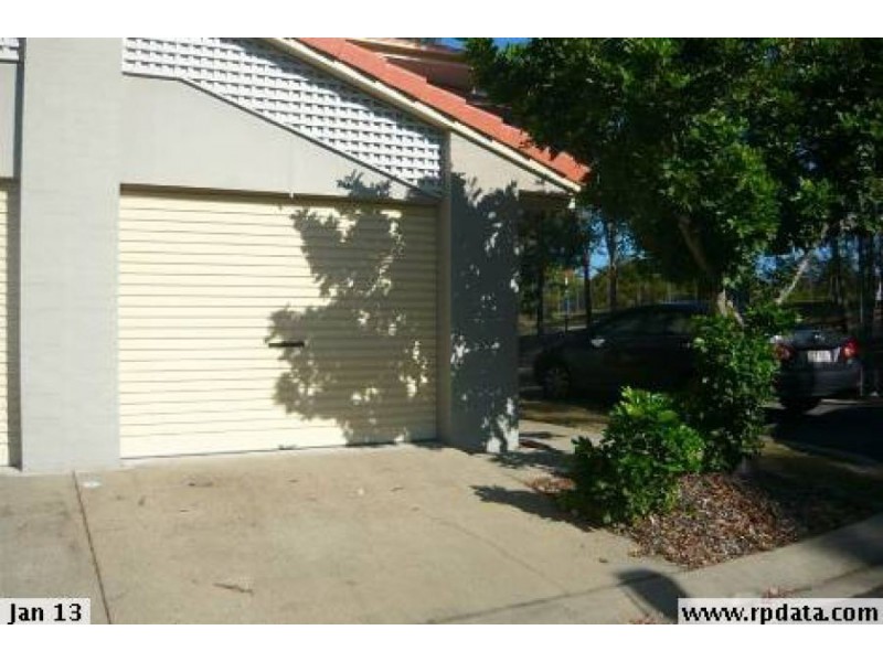 70/3 Arundel Drive, Arundel QLD 4214