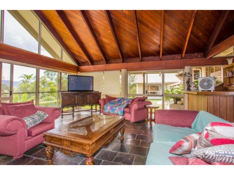 30 Holyrood Road, Maudsland QLD 4210