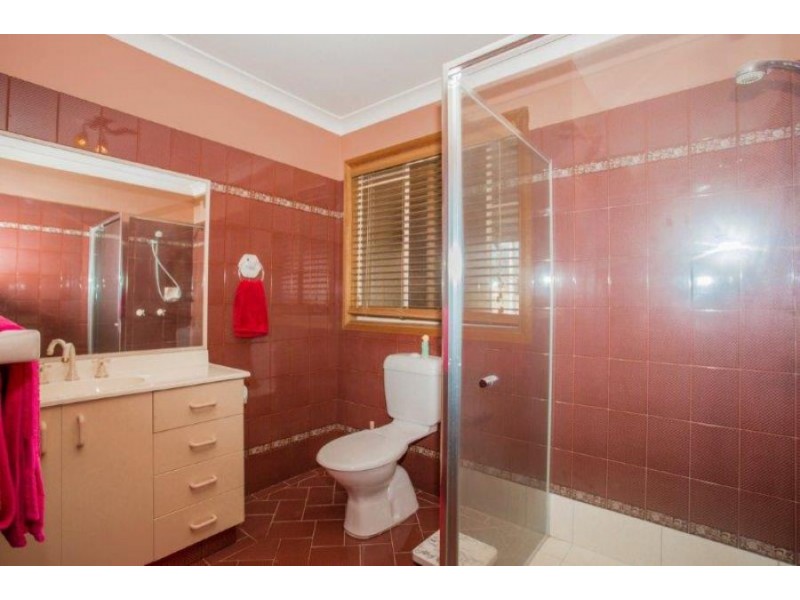 30 Holyrood Road, Maudsland QLD 4210