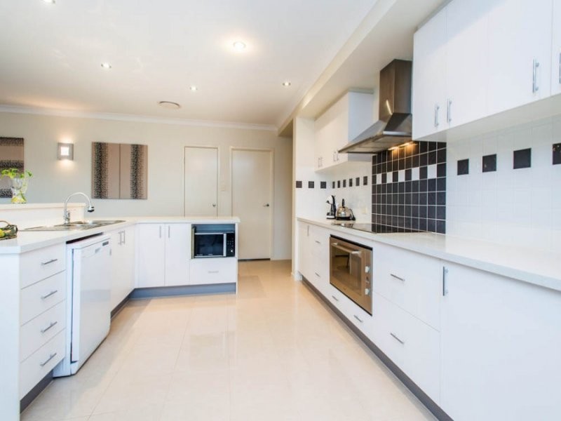 26 Cossington Circuit, Maudsland QLD 4210