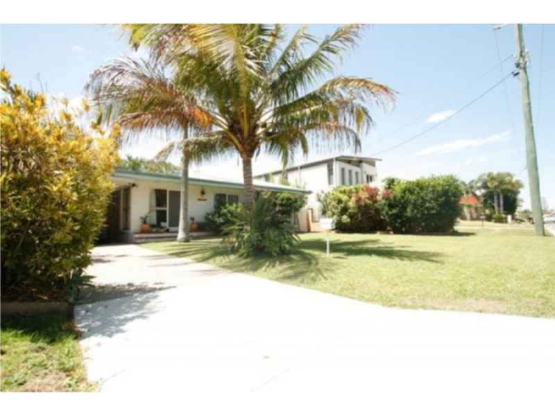 41 shaw street, Southport QLD 4215