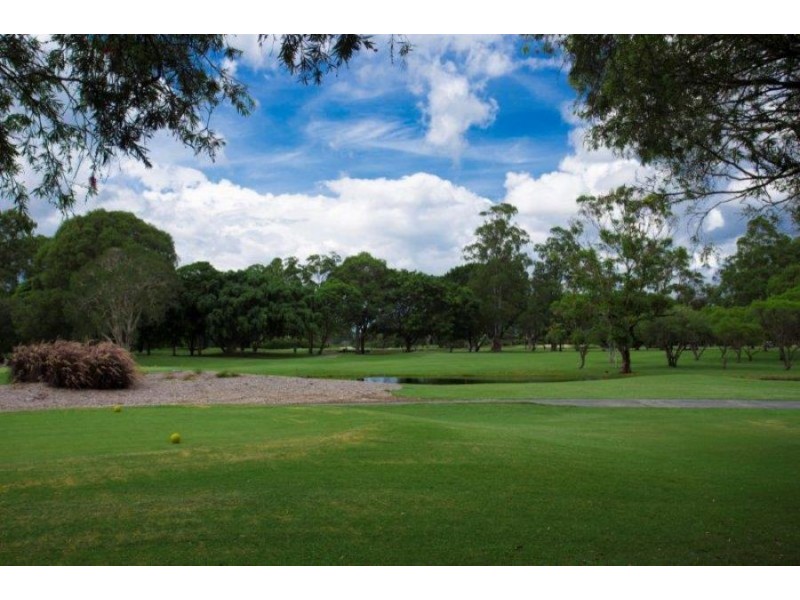 41 shaw street, Southport QLD 4215