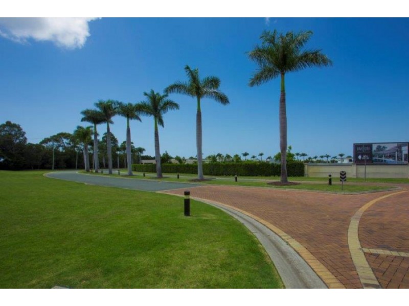 Hope Island QLD 4212