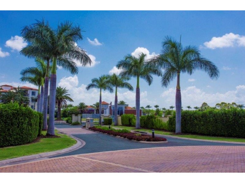 Hope Island QLD 4212