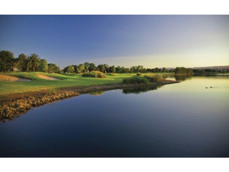 Hope Island QLD 4212