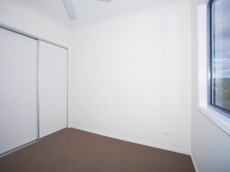 18 Carmen Court, Oxenford QLD 4210