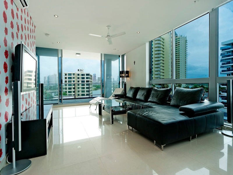 801/4 Como Crescent, Southport QLD 4215