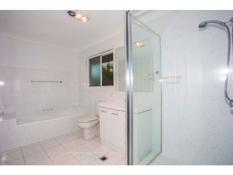 22 Parkwater Point, Helensvale QLD 4212