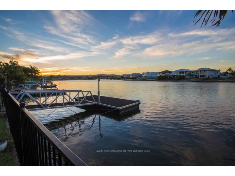 22 Parkwater Point, Helensvale QLD 4212