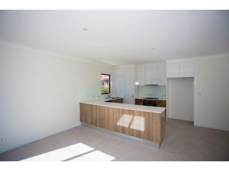 26-28 Walton Street, Southport QLD 4215