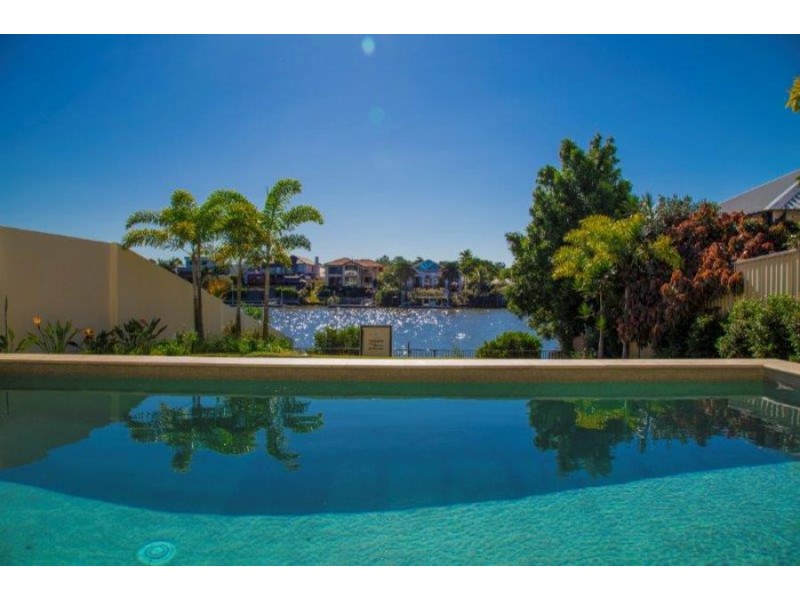 14A Garden Grove, Carrara QLD 4211