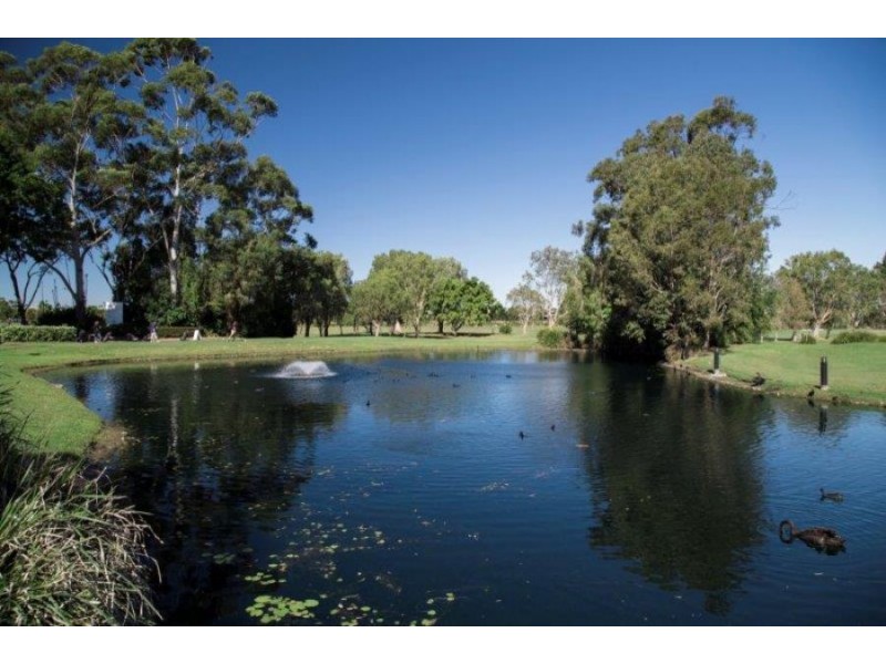 14A Garden Grove, Carrara QLD 4211