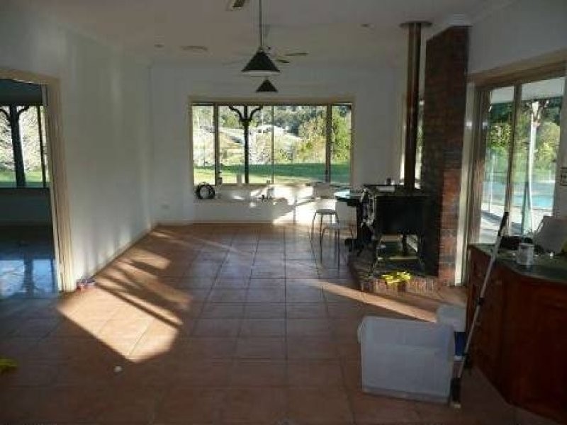 261 Clagiraba Road, Mount Nathan QLD 4211