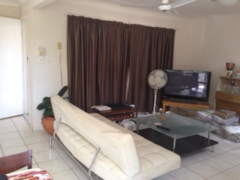 32/30 St Kevins Avenue, Benowa QLD 4217