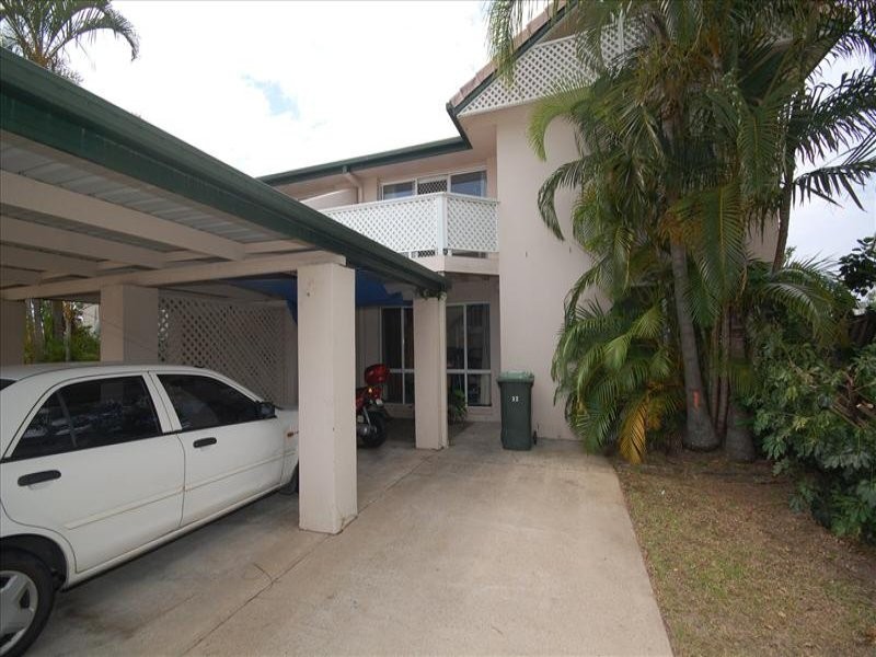 32/30 St Kevins Avenue, Benowa QLD 4217