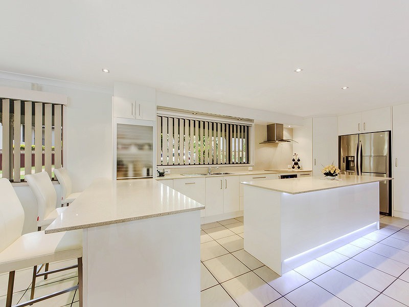 13 Bairnsdale Court, Helensvale QLD 4212