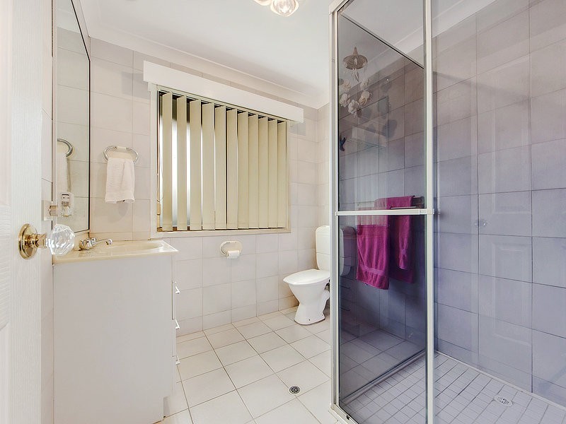 13 Bairnsdale Court, Helensvale QLD 4212