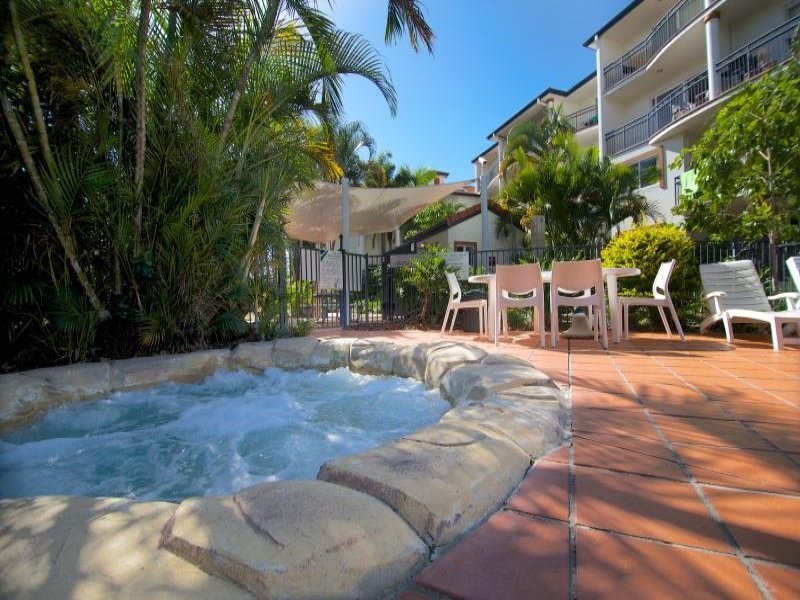 69/148-156 Marine Parade, Southport QLD 4215