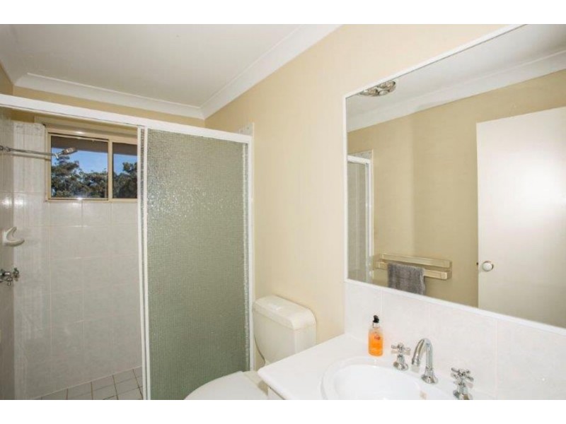 21/3 Arundel Drive, Arundel QLD 4214