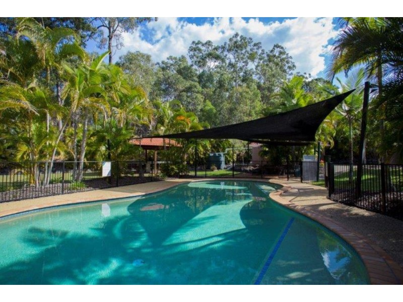 21/3 Arundel Drive, Arundel QLD 4214
