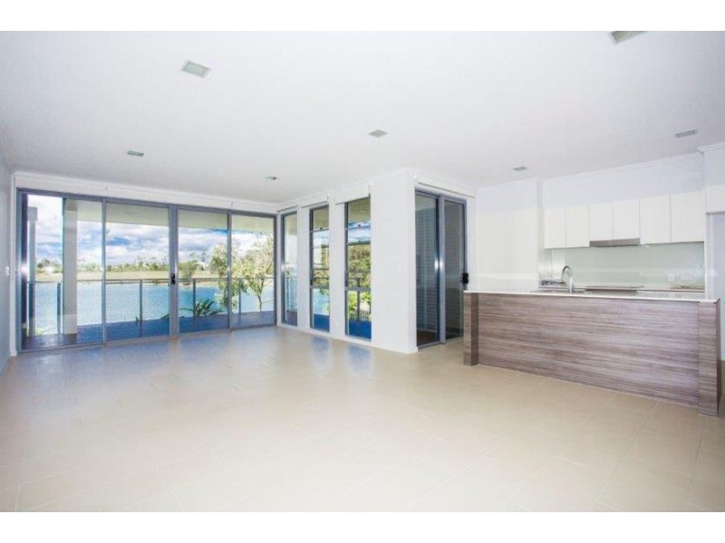 23/49 Varsity Parade, Varsity Lakes QLD 4227