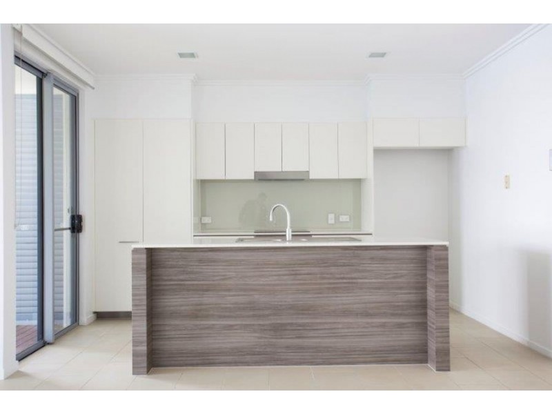 23/49 Varsity Parade, Varsity Lakes QLD 4227