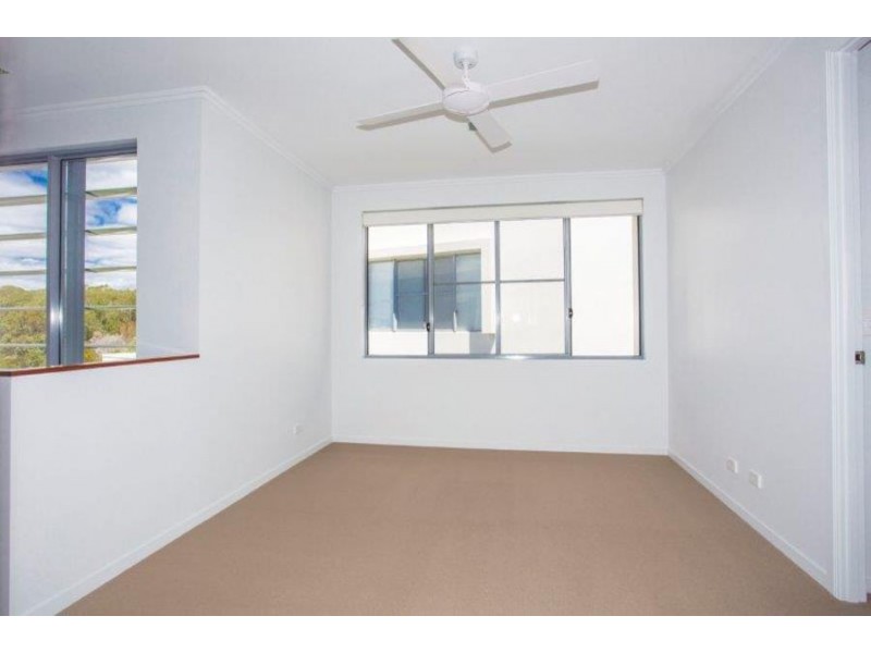 23/49 Varsity Parade, Varsity Lakes QLD 4227