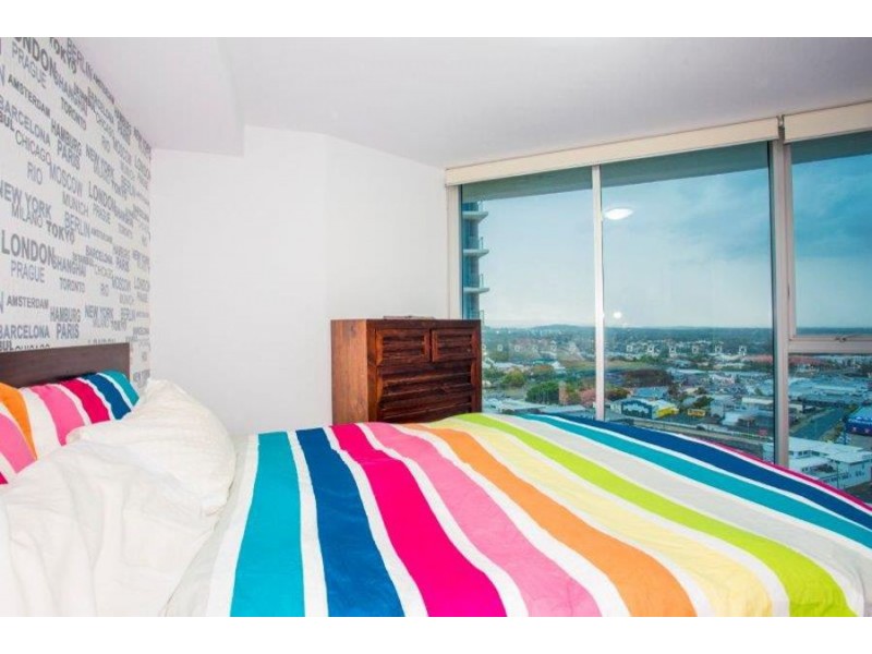 21907/5 Lawson Street, Southport QLD 4215