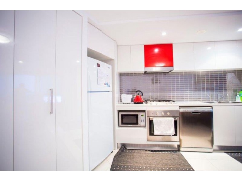 21907/5 Lawson Street, Southport QLD 4215