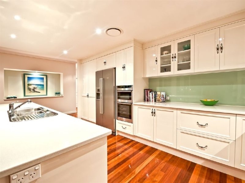 5065 Emerald Island Drive, Carrara QLD 4211