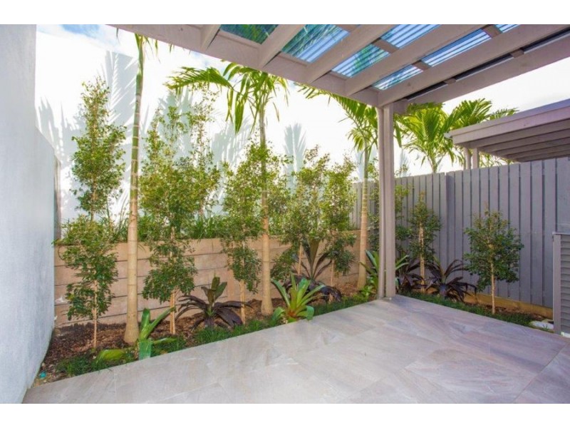 38 York Street, Robina QLD 4226