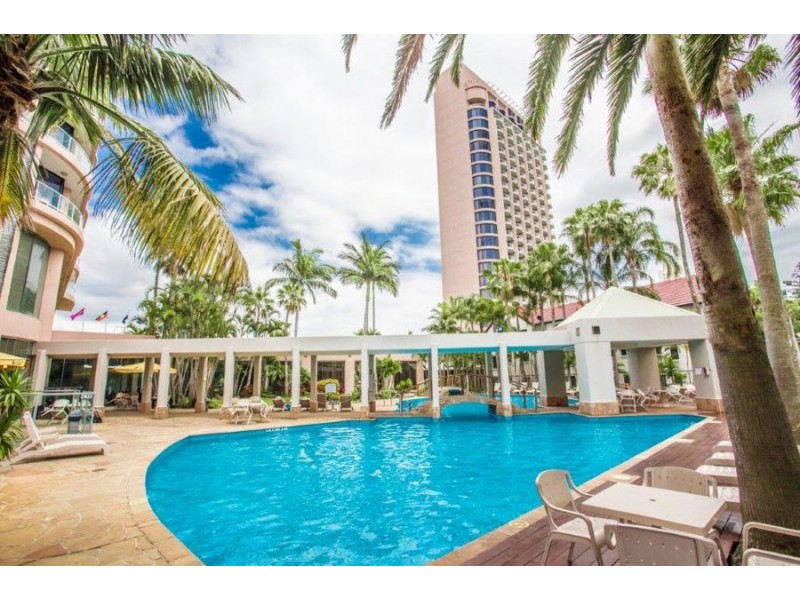 319.320/2801 Gold Coast Hwy, Surfers Paradise QLD 4217