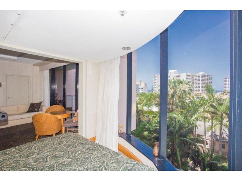 319.320/2801 Gold Coast Hwy, Surfers Paradise QLD 4217