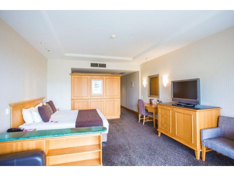 319.320/2801 Gold Coast Hwy, Surfers Paradise QLD 4217