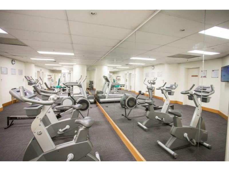 319.320/2801 Gold Coast Hwy, Surfers Paradise QLD 4217