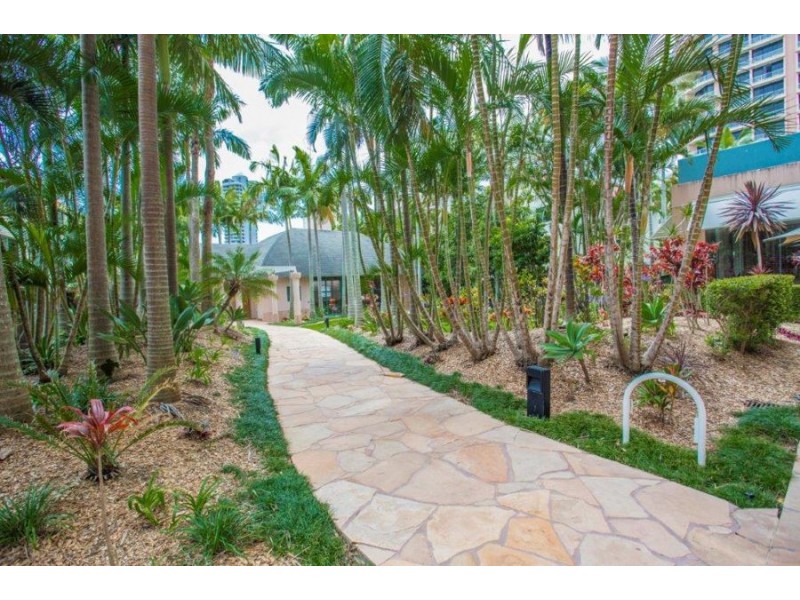 319.320/2801 Gold Coast Hwy, Surfers Paradise QLD 4217