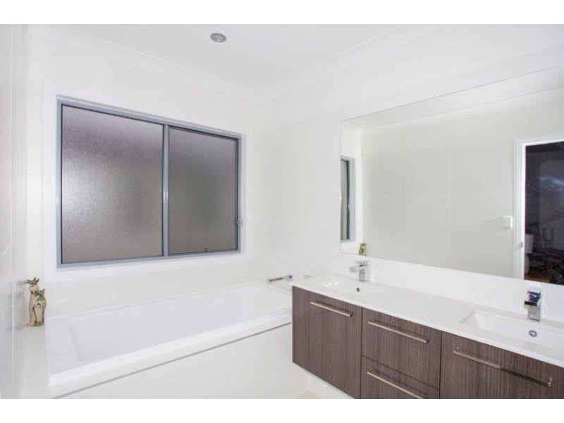 Biggera Waters QLD 4216