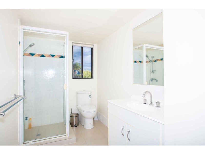 14/217 Scarborough Street, Southport QLD 4215